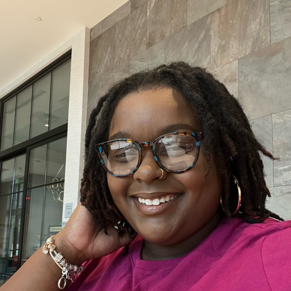 Meet your Posher, Sanielle